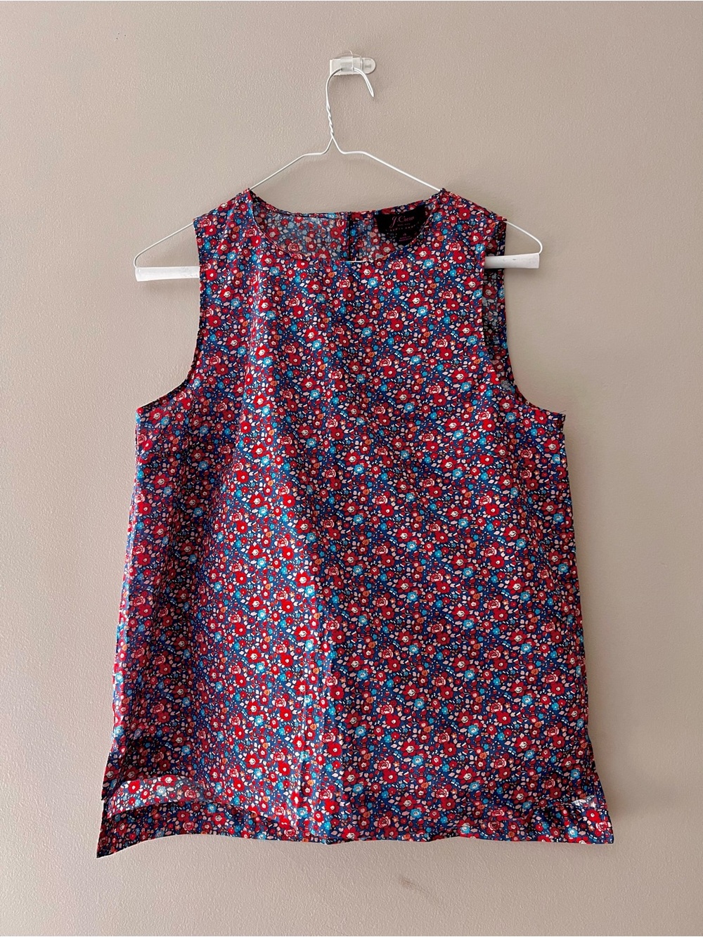 Jcrew Sleeveless tank in Liberty® Betsy Ann floral in AZURE CERISE